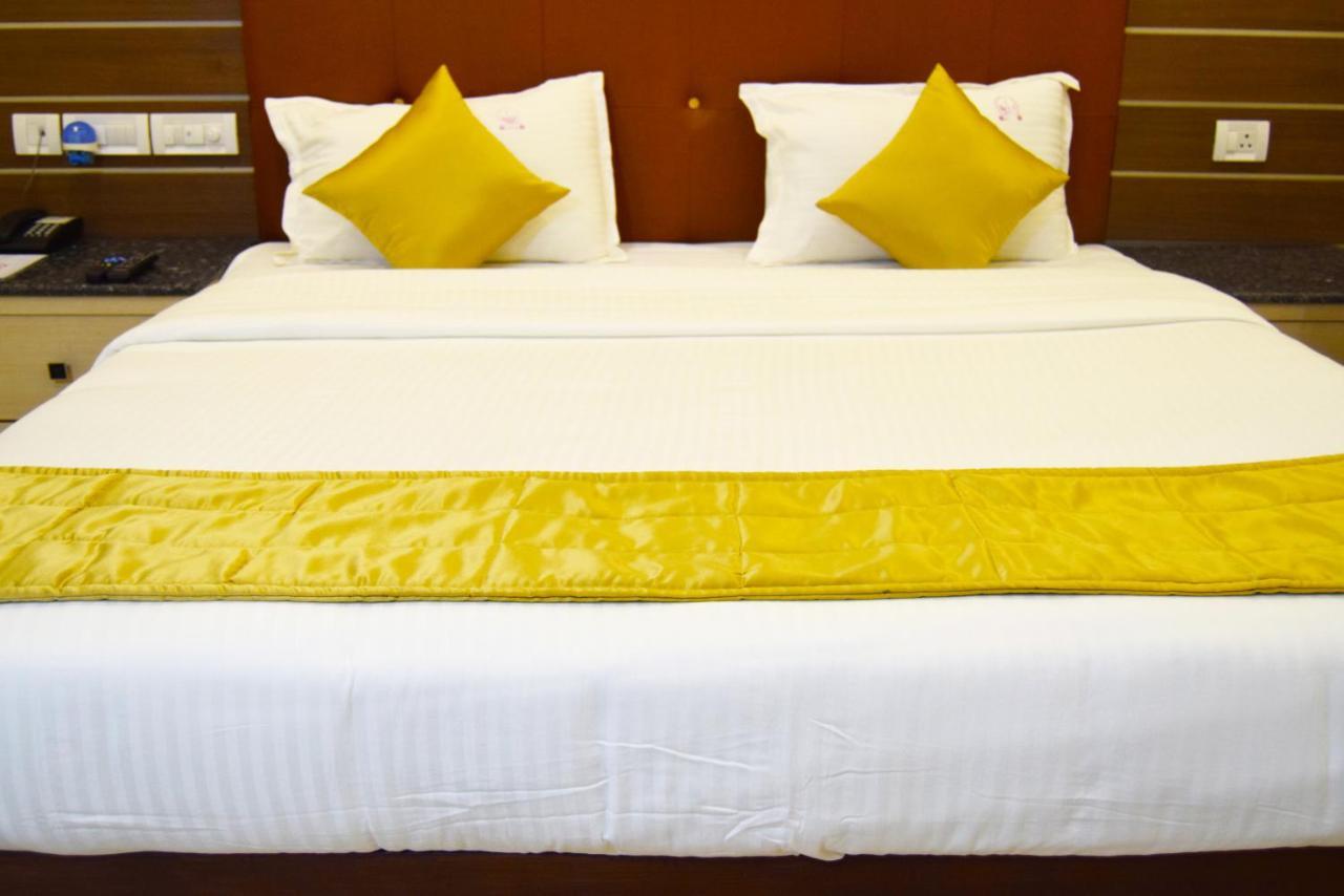 Thiviyam Airport Hotel เชนไน ภายนอก รูปภาพ